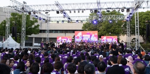 Sing! SNU Gathers 1000 Voices